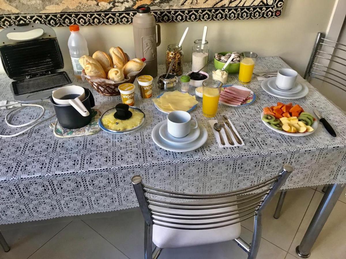 Homestay 3 - Avenida Carlos Gomes Porto Alegre Esterno foto